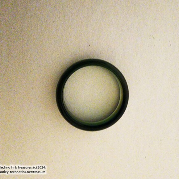 Green Stone Ring - Picture 10 of 10